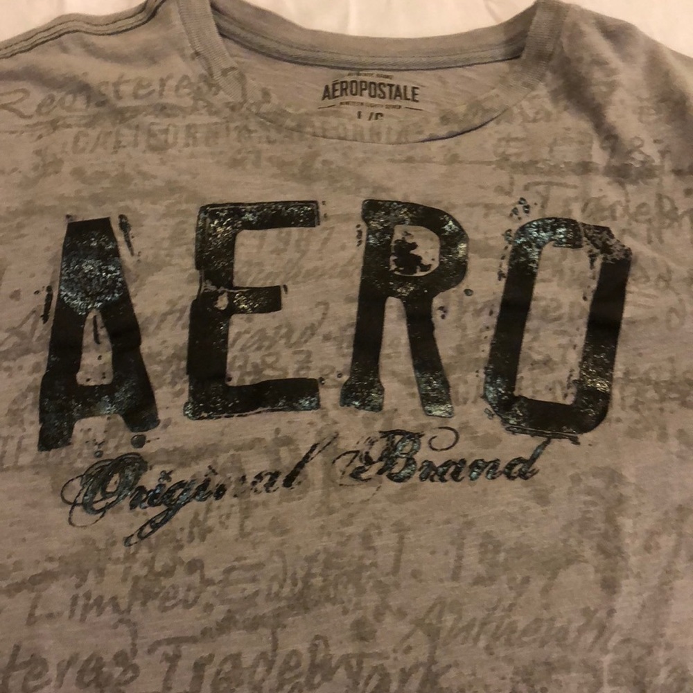 Grey and blue men’s Aeropostale T-shirt
